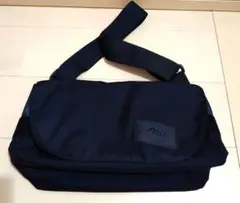 グレゴリー　メッセンジャーバッグ