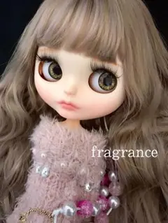 アイシードール　カスタムドール  ブライス  白肌　ベージュパープルmix