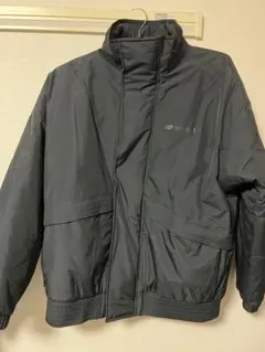 new balance 黒 ナイロンジャケット