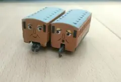 きかんしゃトーマス カプセルプラレール アニー＆クララベル