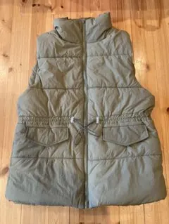 オリーブグリーン キルティングダウンベスト