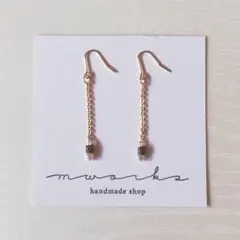 No.118　極小淡水真珠とメタルビーズ*チェーン　ピアス／イヤリング