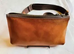 Butler Verner Sails 捻りシャックル ショルダーバッグのサムネイル