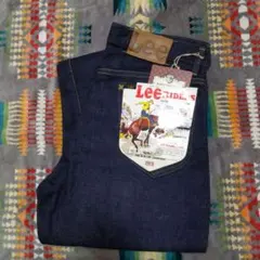 Item thumbnail for item 39d37c2e-9299-498f-8d57-e3e287fde80f