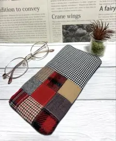 メガネケース　パッチワーク　赤系　ハンドメイド