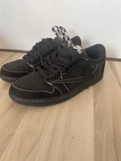 Travis Scott × Air Jordan 1 OG Phantomsのサムネイル