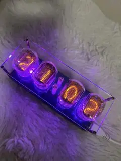 本物のニキシー管時計！