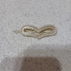 パールとゴールドのヘアピン