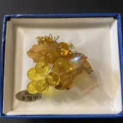 本鼈甲（べっこう）ブローチぶどうデザイン