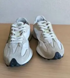 ☆美品 ニューバランス WS 327 MF ホワイト✖️ベージュスウェード24 