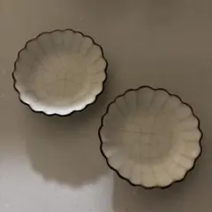 たくまポタリー輪花皿2組セットのサムネイル