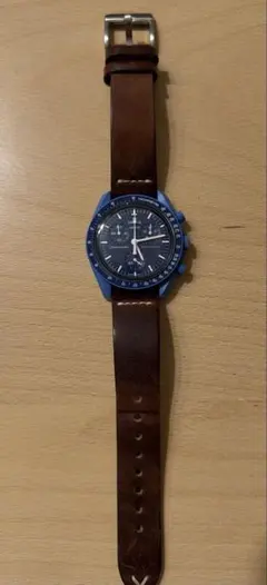 Swatch Omega MoonSwatchのサムネイル