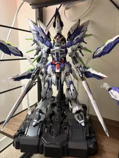 m*p様 νガンダム 中華 塗装済完成品 - メルカリ
