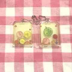 【新品】スイカゲーム シャカシャカアクリルキーホルダー 2種セット