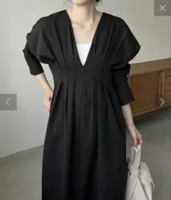 新品　カプリシュレマージュ　ウエストタックワンピース　ブラック　PS