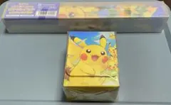 新品☆ポケモンカードゲーム　ラバープレイマット・デッキケース　ピカチュウ大集合