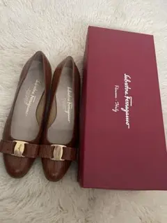 Salvatore Ferragamo ブラウン パンプス 箱付き
