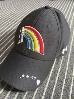 UNDERARMOUR製ハワイ大学RAINBOWS ワンサイズキャップ Mサイズのサムネイル