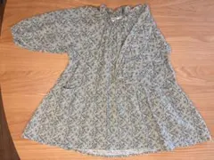 【BREEZE】くすみグリーン 小花柄 春秋 七分袖　ワンピース 100cm