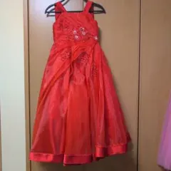 ベリージェネ　130サイズ　赤色刺繍ドレス スリーブレス