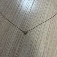 ゴールド 蝶モチーフ ネックレス