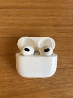 Apple  純正 AirPods 機種不明　ホワイト