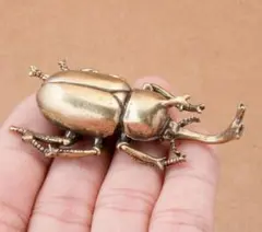 真鍮製カブトムシ置物 66✖️33mm 重さ54g