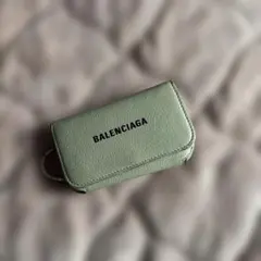 BALENCIAGA グレー レザー キーケースのサムネイル