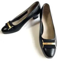 2025年最新】フェラガモパンプス24の人気アイテム - メルカリ