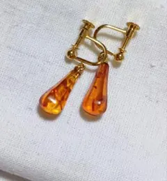 a64 ヴィンテージ　琥珀　スイング　イヤリング　雫