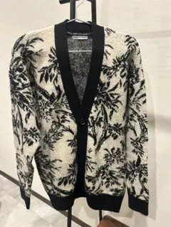 ZARA ボタニカル柄 ニットカーディガンのサムネイル