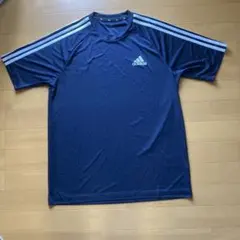 adidasアディダスLサイズTシャツ