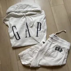 GAP ノースリーブパーカー ハーフパンツ セットアップのサムネイル
