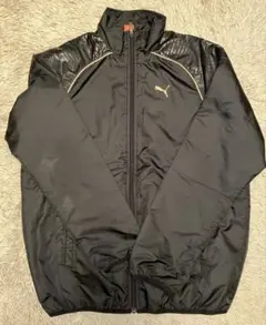 PUMA ブラック ウィンドブレーカー