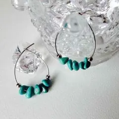 ターコイズ／天然さざれ石のシルバーフープピアス♪