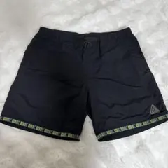 HUF ショートパンツ