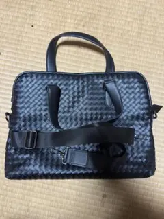 黒いビジネスバッグ 合成繊維