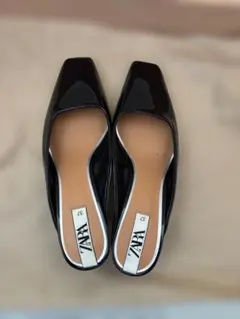 ZARA ブラック スクエアトゥ パンプス 中ヒール