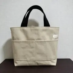 帆布ベージュ　外側にポケット２個のハンドメイドトートバッグ　サブバッグ