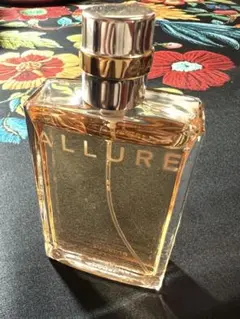 CHANEL ALLURE 香水