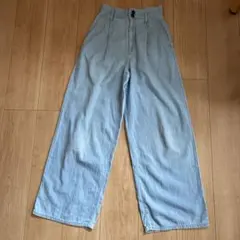 GU ライトデニムタックワイドパンツ S ライトブルー