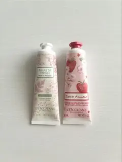 新品 ロクシタン チェリーストロベリー ホワイトマスカット ハンドクリーム 2本