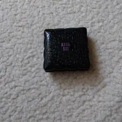 ANNA SUI パウダーファンデーション ブラウンのサムネイル