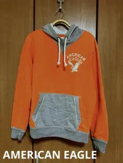 AMERICAN EAGLE OUTFITTERSオレンジパーカー※大幅値下げ中
