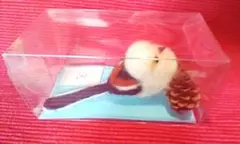 雪の使者シマエナガ/フエルトニードル＆カラマツの実・オリジナル１点もの～令７年作