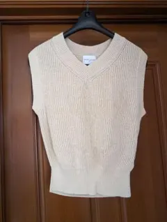 UNITED ARROWS ベージュ Vネック 麻混ノースリーブニット