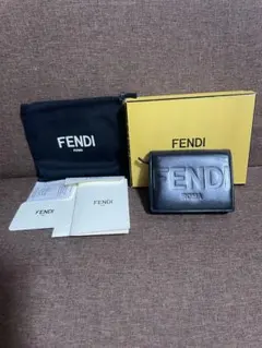 FENDI フェンディ フェンディ ローマ 8M0420 二つ折り財布のサムネイル