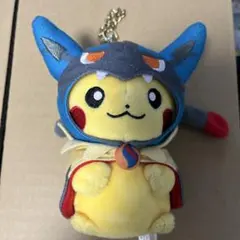 ポケモンセンター メガルカリオのポンチョを着たピカチュウぬいぐるみ2015年製