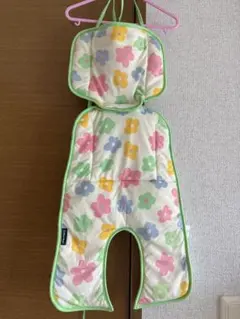 西松屋　チャイルドシートカバー・パッド 花柄のサムネイル