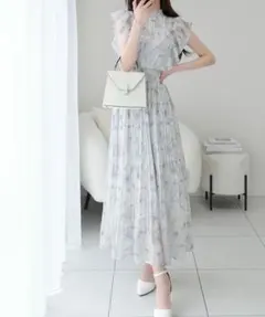 プリーツ加工シアーフリルワンピース